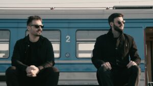 Read more about the article BLUZ MODERNOG DOBA: Ivan Milenković i Bluz Mašina predstavljaju spot za pesmu „Jedna lepa stvar“